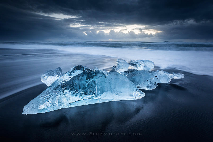 Black Mirror by erezmarom