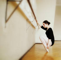 White ballet by L-JustinePhotography