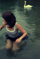 Du bout des doigts. by decorposee