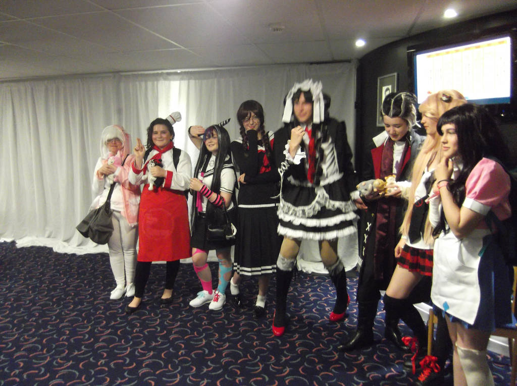 Dangan Ronpa Cosplay Group Bing Images Card From User