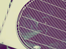 I HATE MY NOSE by comeonblonde