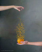 Orange by lalyita