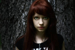 don't look by pathyelisia