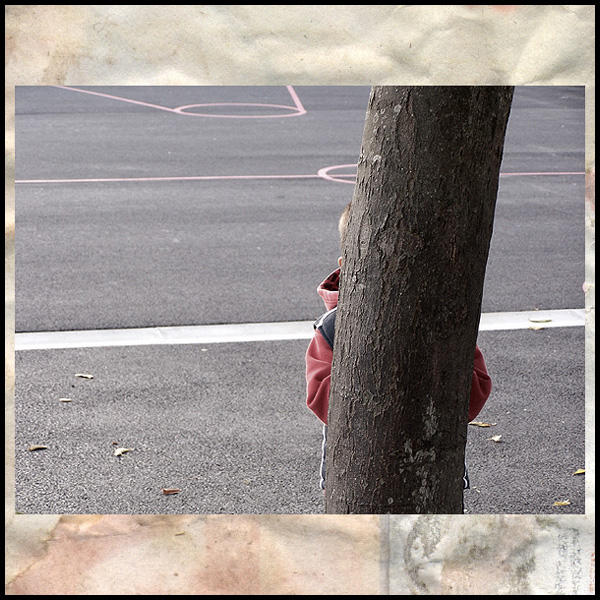 Cache Cache 04 by MonsieurG
