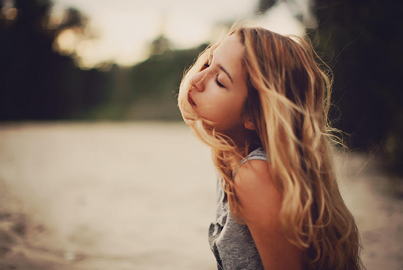 Enjoy the wind. by Lileinaya