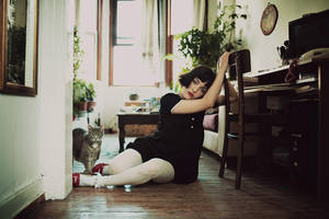 Little Miss Broken 2 by hakanphotography