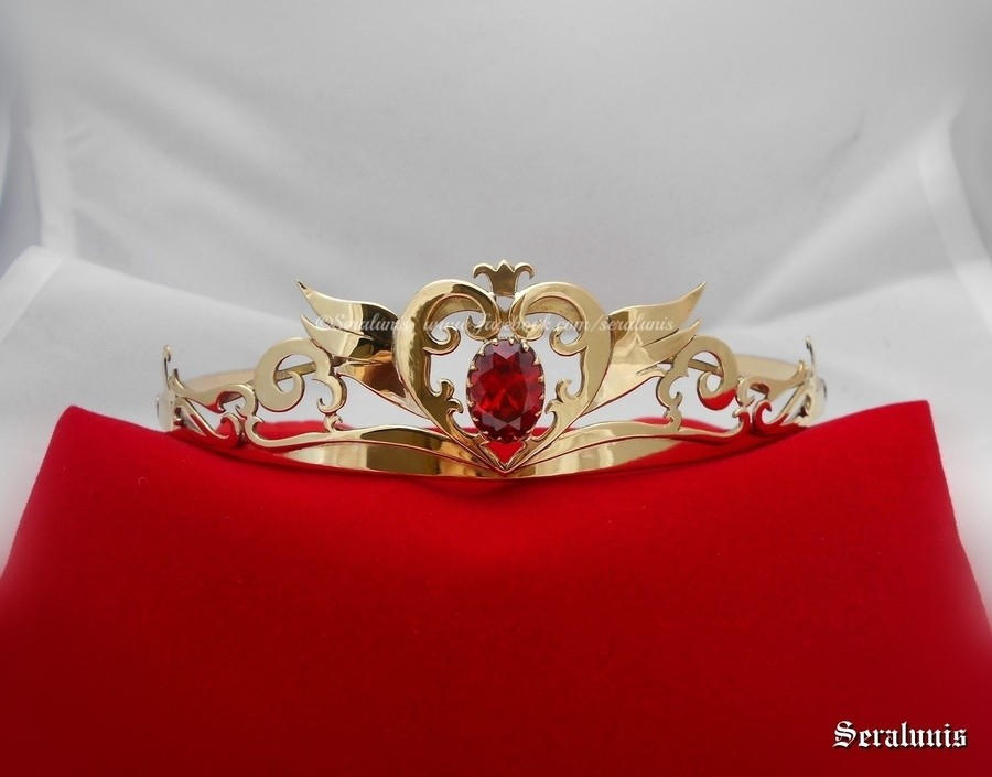 'Neo Queen Serenity' handmade crown by seralune