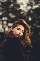 Sandrina III by nairafee