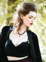 Dark Beauty by Queen-Kitty