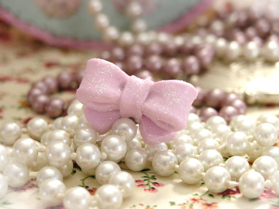 Sparkling pink bow by Cupcake--Princess