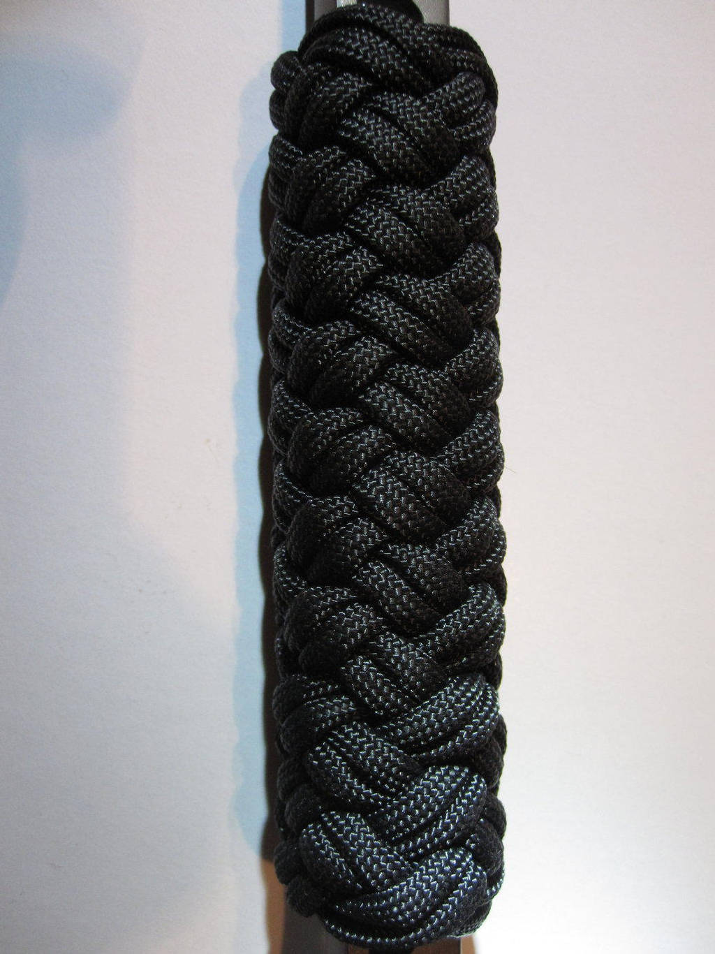 Long 4 Bright Turk's Head Knot by demuredemeanor