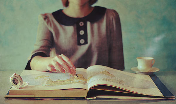 I travel the World and the Seven Seas. by JoanaSorino