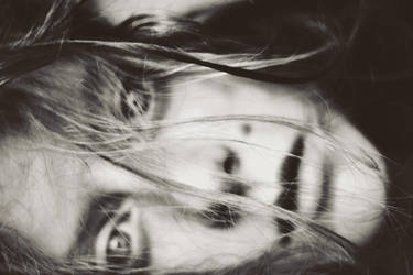 She, she ain't Real. by JoanaSorino