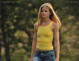 Cute Girl by Val-Mont