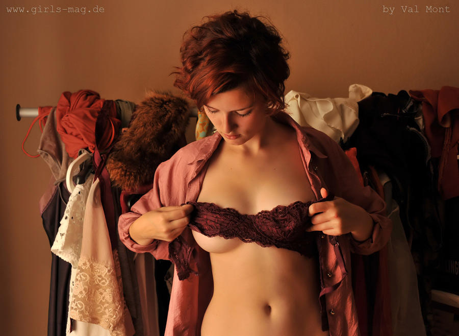 Minouche in the Atelier by Val-Mont