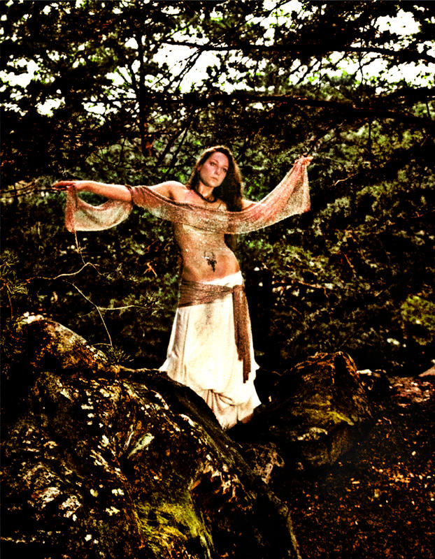 Sing Her Creation Song by slephoto