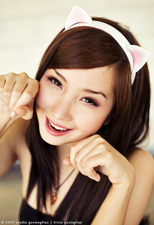 Meow II by BlackMageAlodia