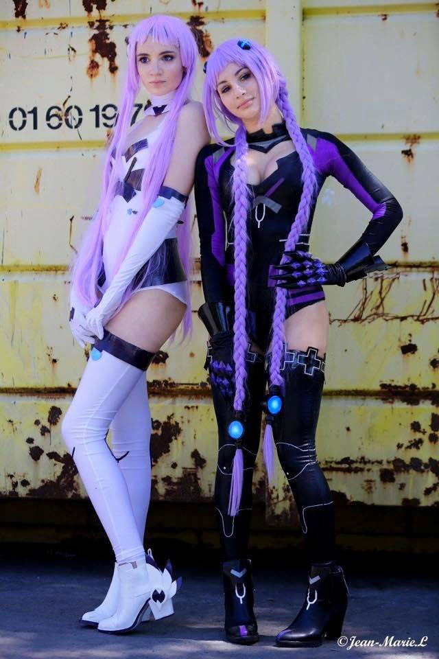 Neptune and Nepgear cosplay by NineetNora
