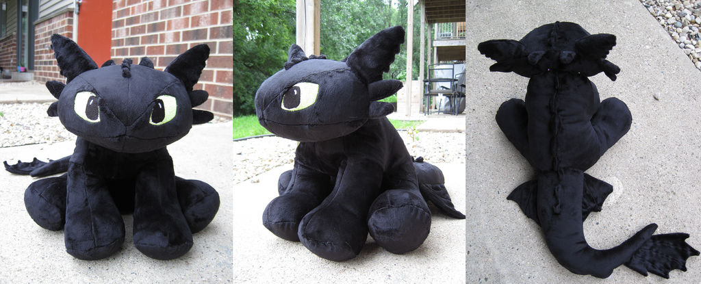 More Toothless WIP by munchforlunch