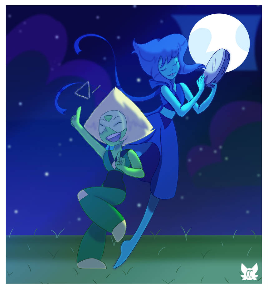 I decided to make a second version of this that I can sell at cons. Added in Peridot cause I thought it'd be cute. And I was right.