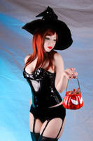Trick or Treat (Mary Jane Watson - Halloween) by Kitty-Honey