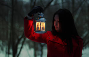 holdin light by SolMay