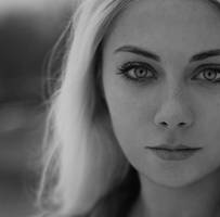 cold (black and white) by SolMay