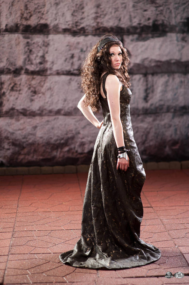 Katniss Everdeen: 75th Tribute Parade Back by Verdaera
