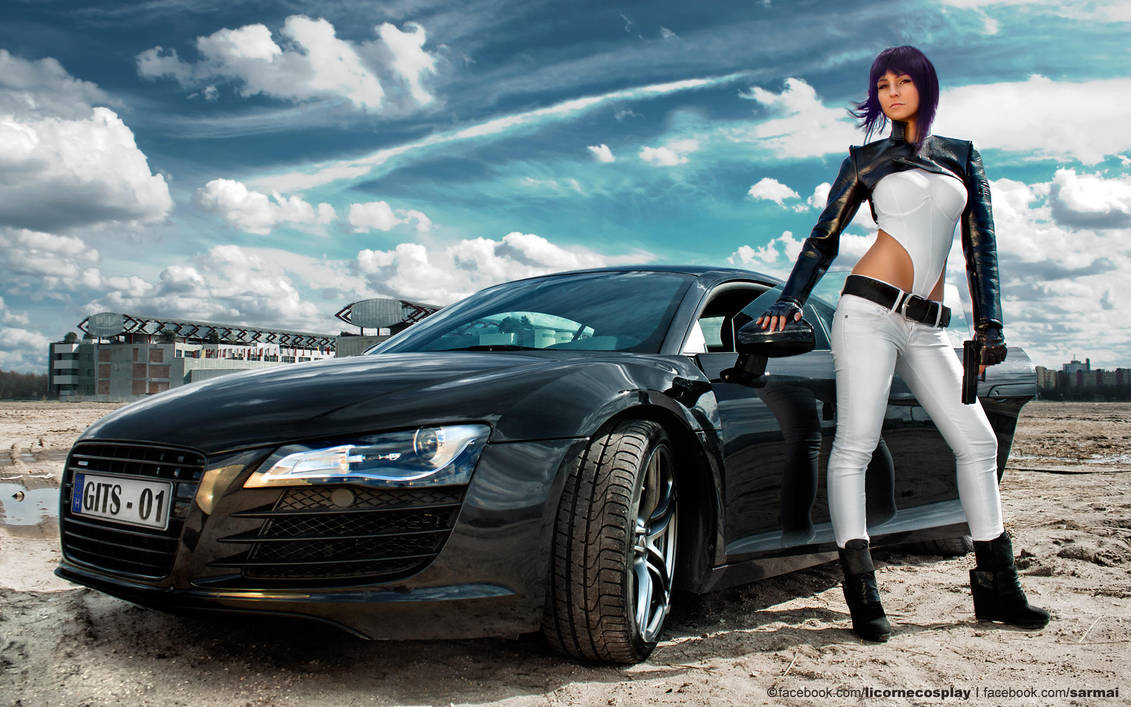 Motoko with R8 by SarmaiBalazs