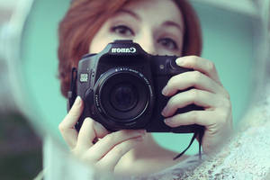 Lady photographe by kyu-to