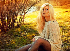 Getting closer by orlibraorli