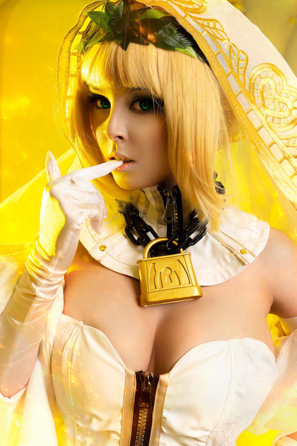 Cosplay Saber Bride by Disharmonica