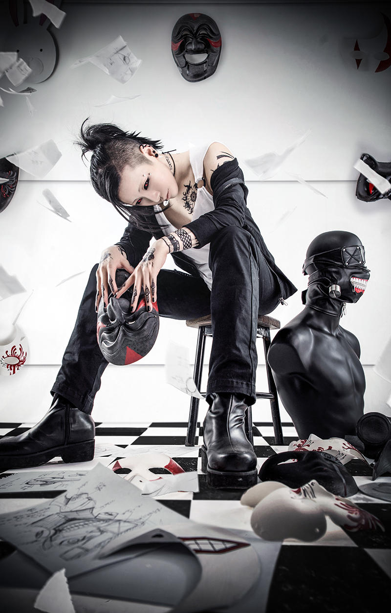 Tokyo Ghoul Uta cosplay by LALAax