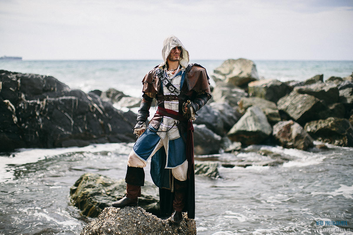 Edward Kenway - Assassin's Creed IV Cosplay Italy by LeonChiroCosplayArt