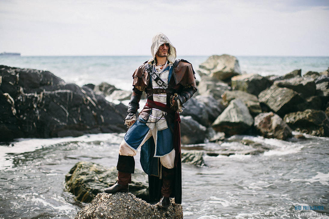 Edward Kenway - Assassin's Creed IV Cosplay Italy by LeonChiroCosplayArt