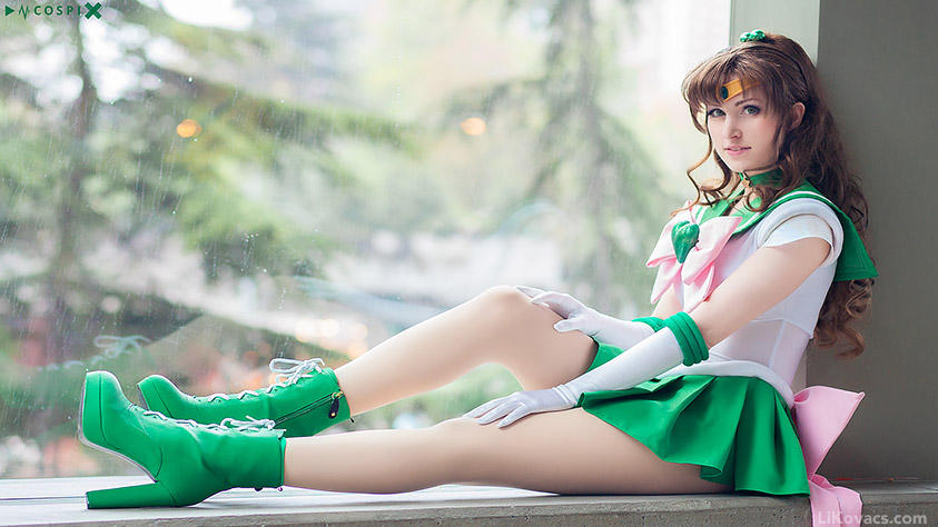 Super Sailor Jupiter Cosplay by LiKovacs