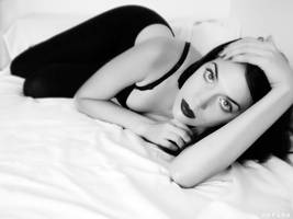 Retro Diva by MarinaCoric