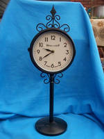 Clock 1 by AzurylipfesStock