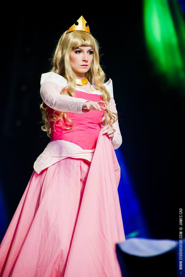 Sleeping Beauty Cosplay by CosplayQuest