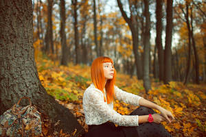 Feeling autumn by October-Sunshine