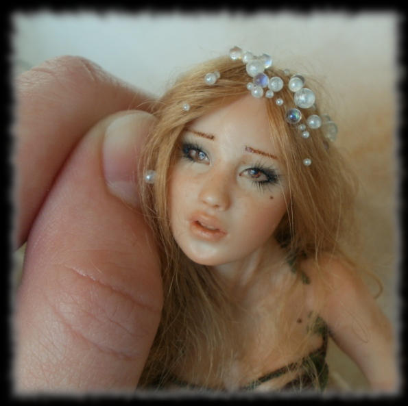 16 Spring Fairy sculpture ooak, 1 inch head by Rosen-Garden