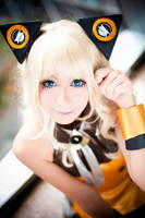 SeeU: Run by yinami
