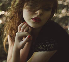 Red Lips II by madziix