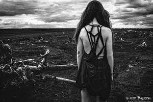 wanderer by LichtReize