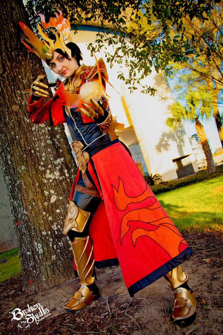 Diablo 3 Wizard cosplay - Firebird's Finery set by eitanya