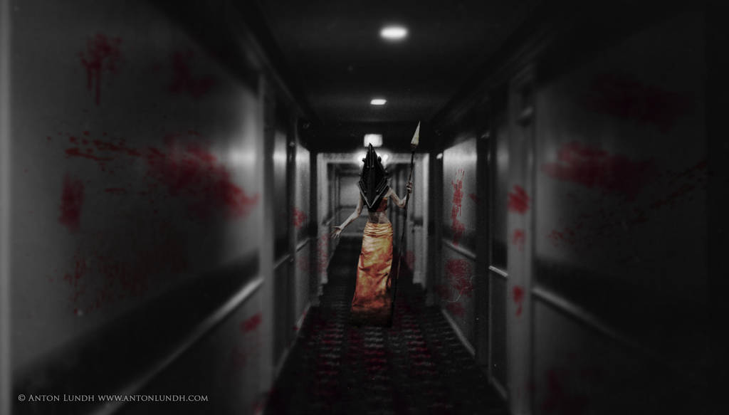 Down the hall - Pyramid head cosplay by Torayami
