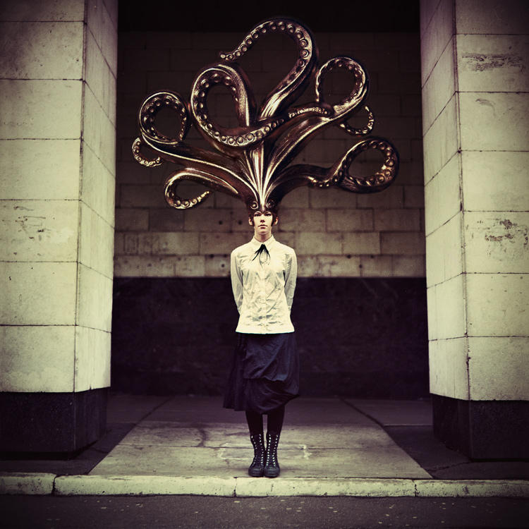 Queen Octopus by psychiatrique