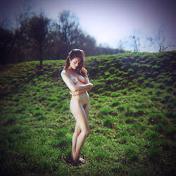 Victoria on Green Grass by psychiatrique