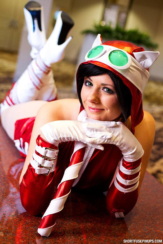 Ame-Comi Holiday Catwoman by LeapingLizardCosplay