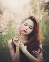 Sweet scent of summer by bwaworga